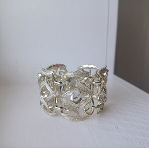 Gold Leaf Floral Vintage Wide Bracelet